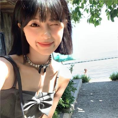 美女来了